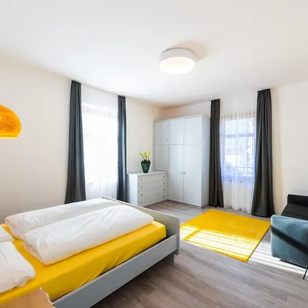Apartament Lara's *